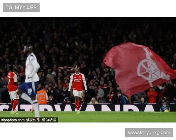 枪手痛失好局！10人切尔西都拿不下，阿森纳这体能问题咋解决？