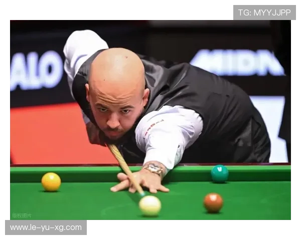 裁判判罚惹争议 台球赛场再现风波 裁判判罚惹争议 台球赛场再现风波