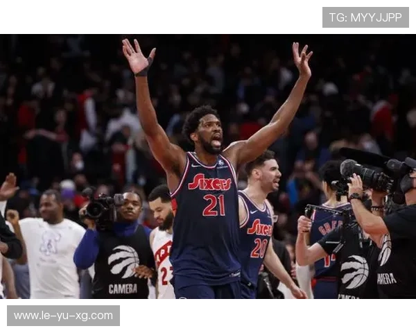 莫利纳坐镇后防稳如磐石，防守表现再获认可