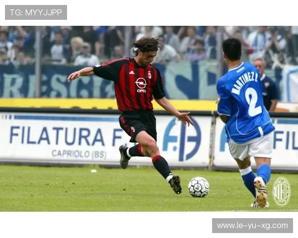 马尔蒂尼足球哲学：坚守防守与团队协作的经典智慧